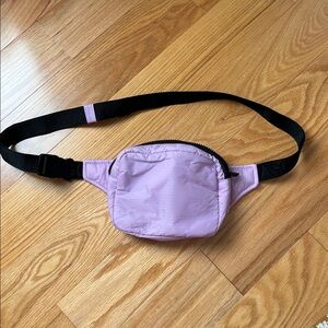 BAGGU Lilac Crossbody Bag